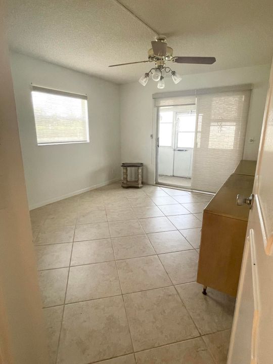 Active With Contract: $97,000 (2 beds, 2 baths, 880 Square Feet)