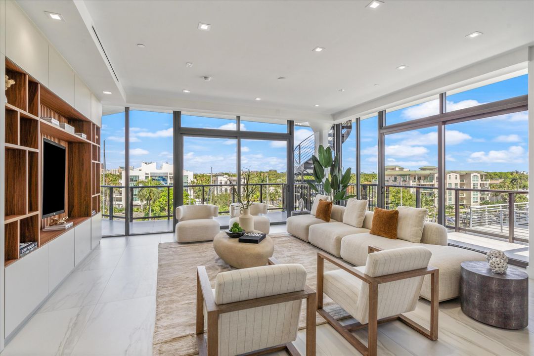 For Sale: $4,200,000 (3 beds, 4 baths, 3131 Square Feet)