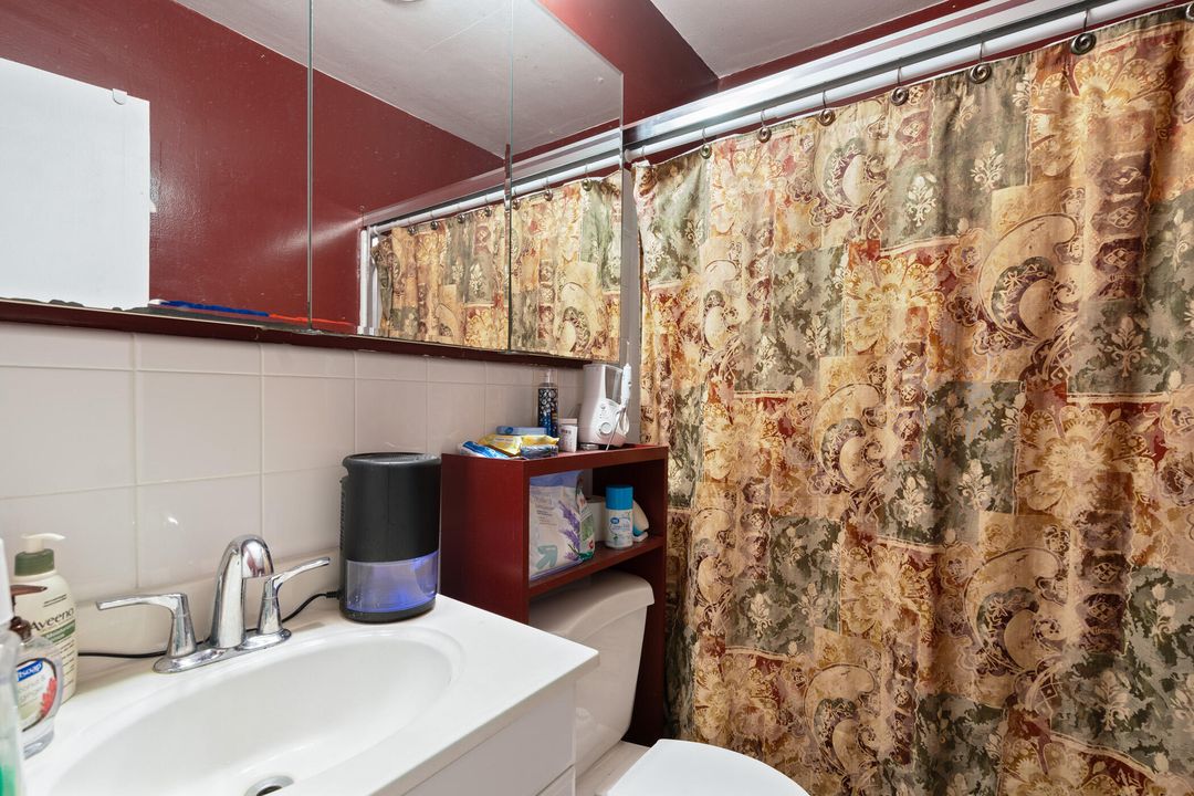 待售: $425,000 (0 贝兹, 0 浴室, 1664 平方英尺)