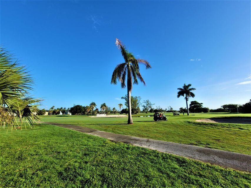 For Sale: $989,900 (3 beds, 2 baths, 1891 Square Feet)