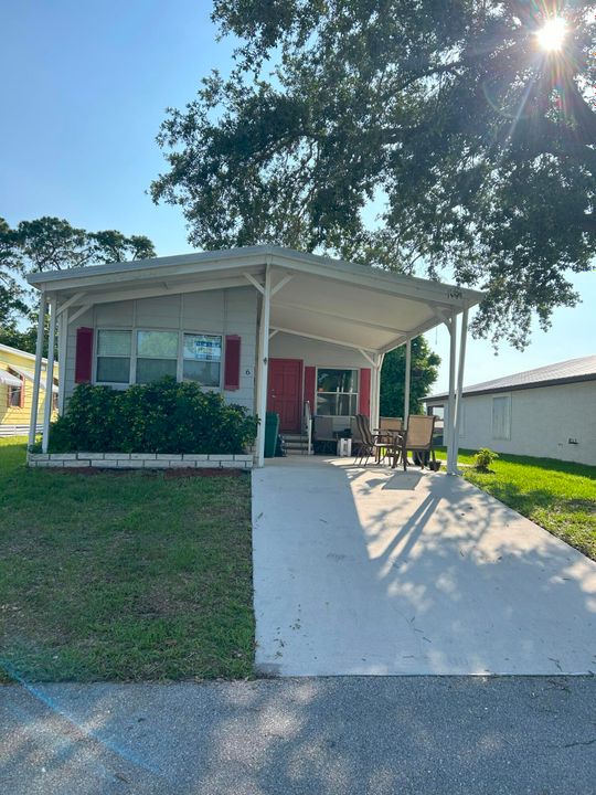 Recently Sold: $24,900 (2 beds, 2 baths, 1164 Square Feet)