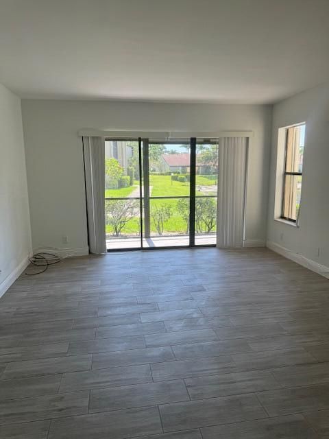 Active With Contract: $2,200 (2 beds, 2 baths, 1111 Square Feet)