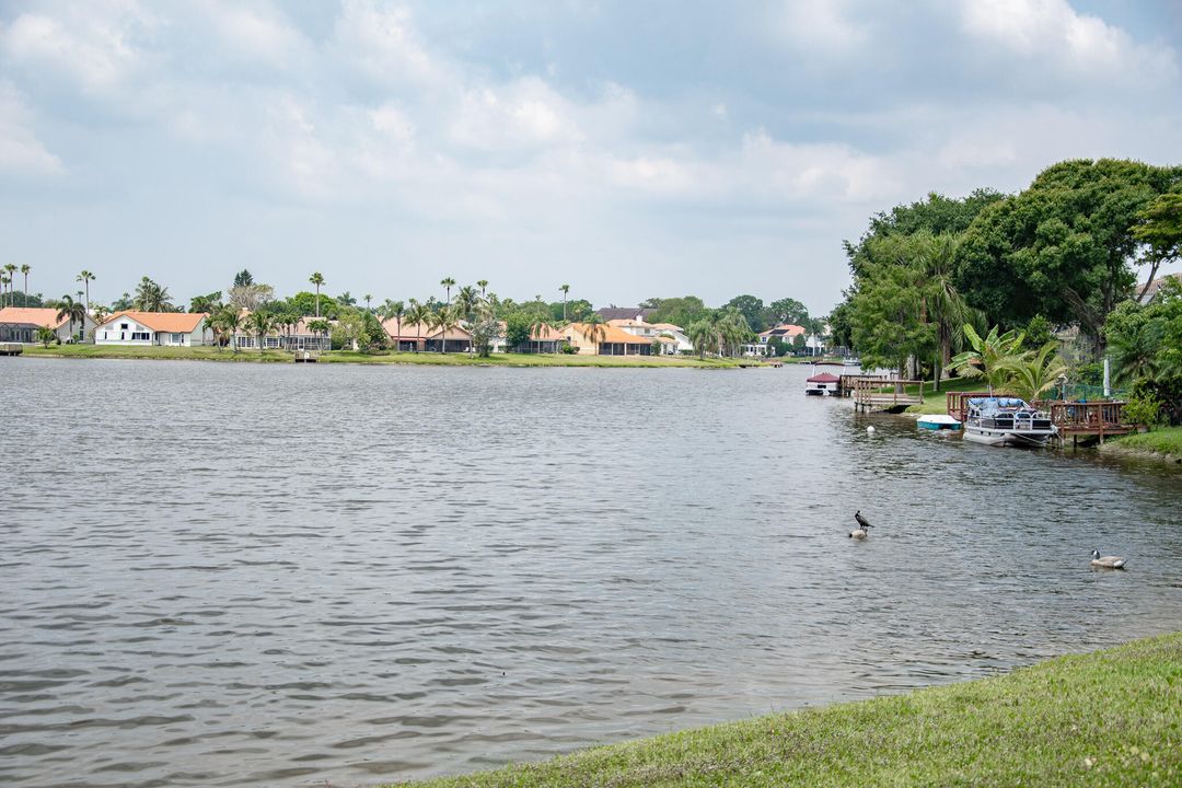 Active With Contract: $427,000 (3 beds, 2 baths, 1767 Square Feet)