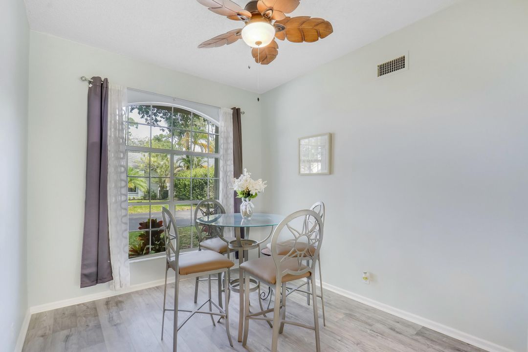 Active With Contract: $450,000 (2 beds, 2 baths, 1099 Square Feet)