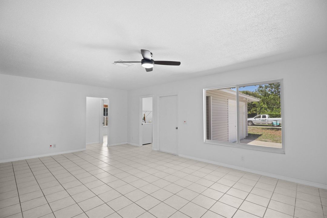 Active With Contract: $3,500 (3 beds, 2 baths, 1361 Square Feet)