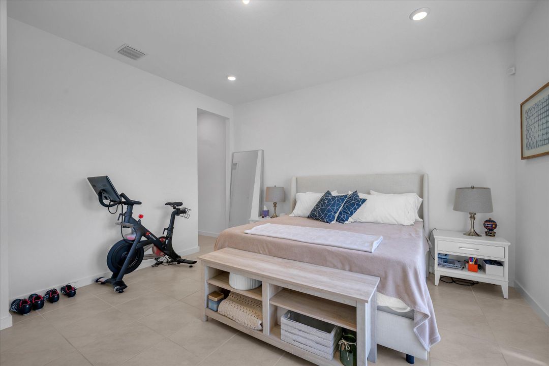 For Sale: $499,000 (3 beds, 2 baths, 1925 Square Feet)