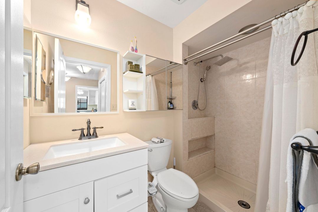 For Sale: $310,000 (2 beds, 2 baths, 1451 Square Feet)