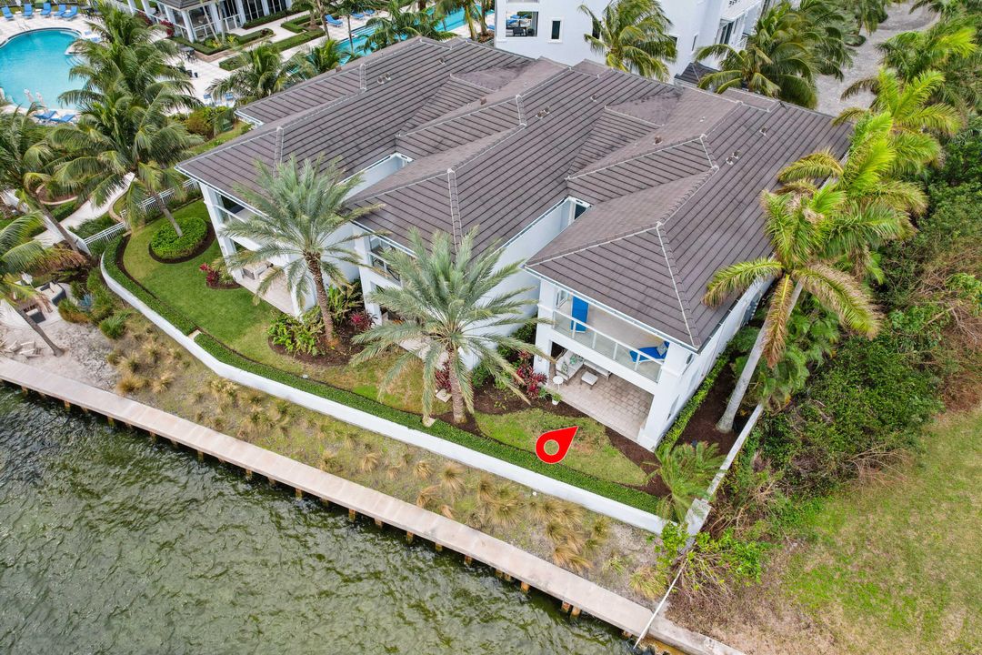 For Sale: $3,600,000 (3 beds, 3 baths, 2392 Square Feet)