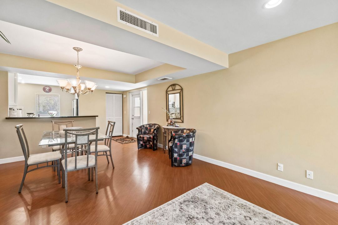 For Sale: $295,000 (3 beds, 2 baths, 1377 Square Feet)