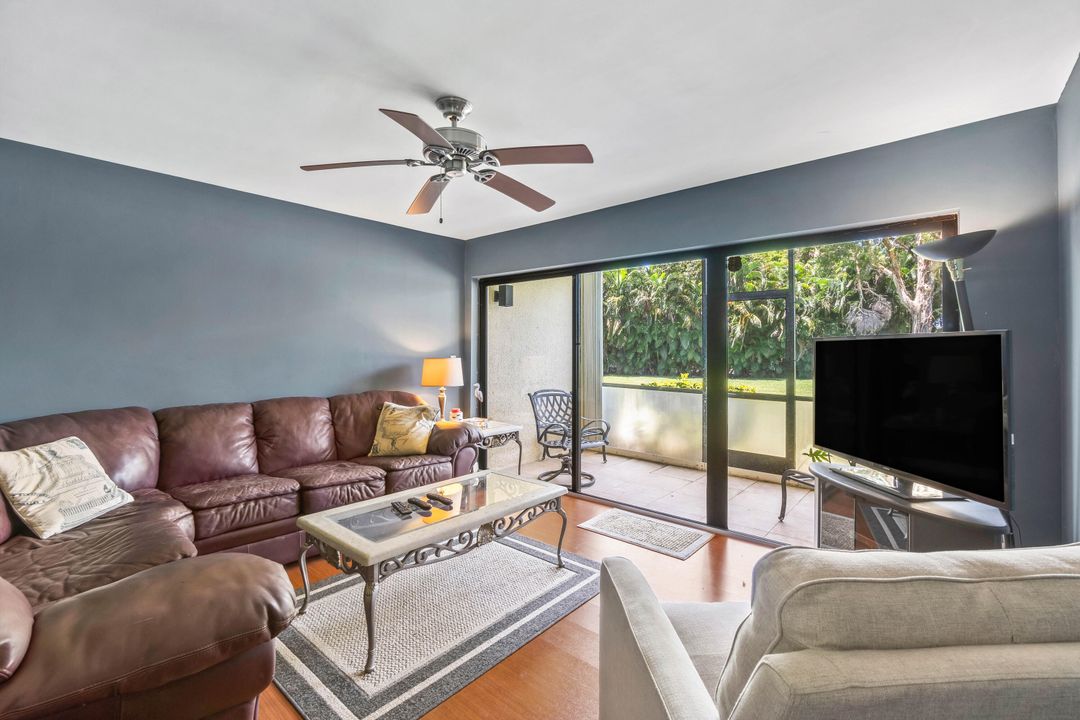 For Sale: $295,000 (3 beds, 2 baths, 1377 Square Feet)