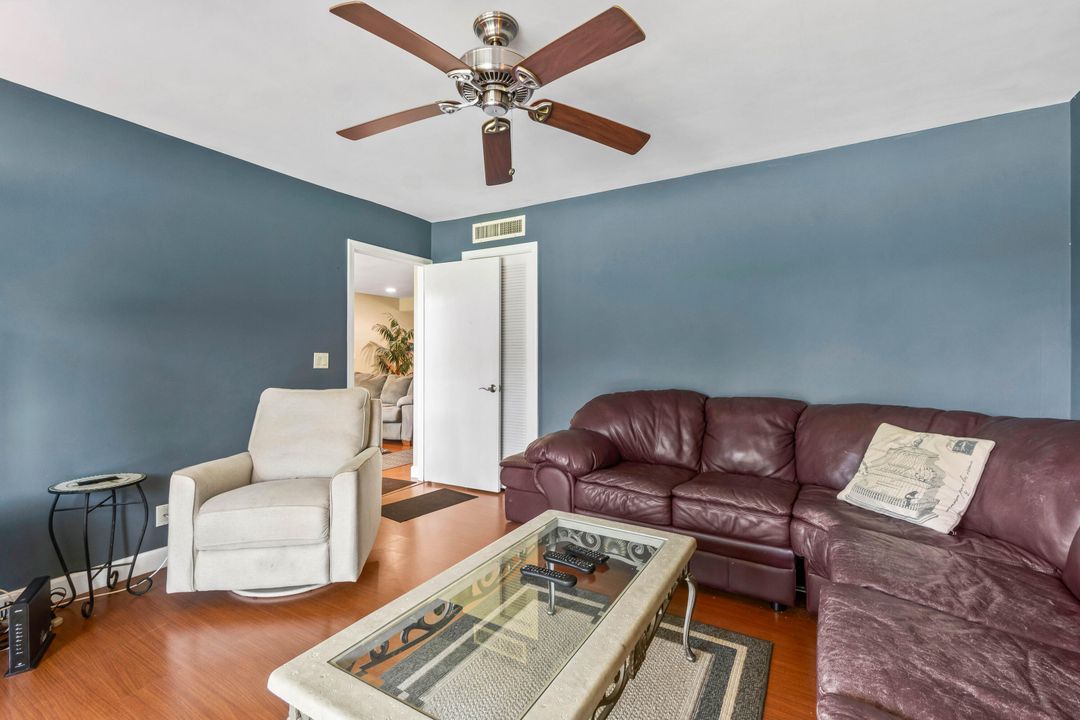 For Sale: $295,000 (3 beds, 2 baths, 1377 Square Feet)