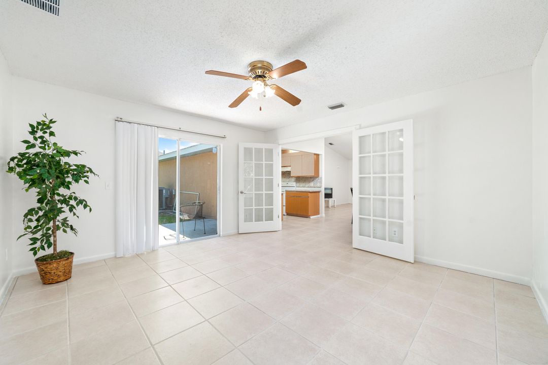 Active With Contract: $380,000 (4 beds, 3 baths, 1652 Square Feet)