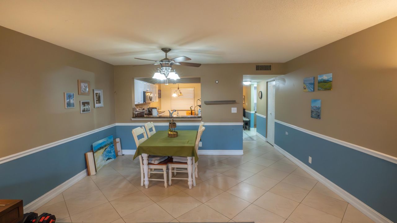 Active With Contract: $2,500 (3 beds, 2 baths, 1375 Square Feet)