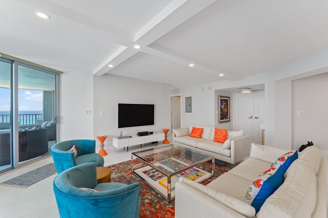 Active With Contract: $12,500 (2 beds, 2 baths, 1642 Square Feet)