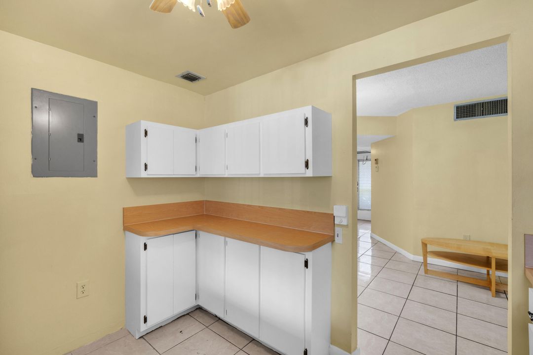 For Sale: $149,000 (2 beds, 2 baths, 950 Square Feet)