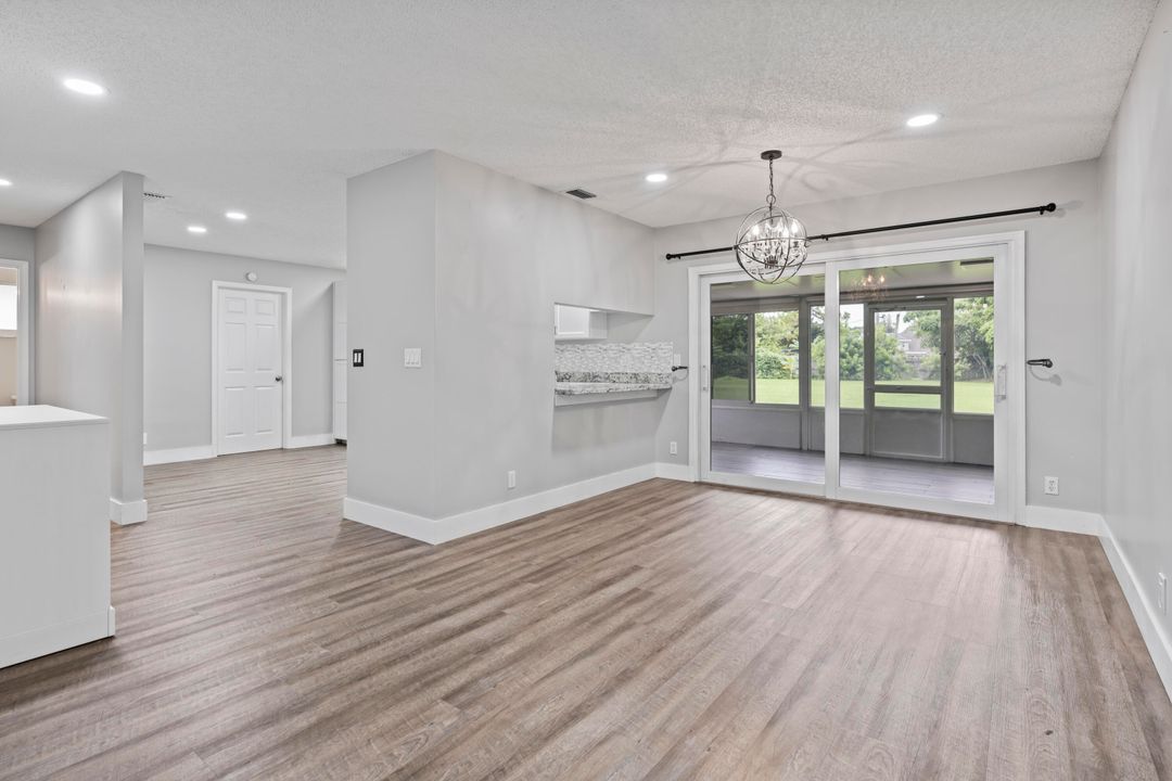 Active With Contract: $3,400 (3 beds, 2 baths, 1460 Square Feet)