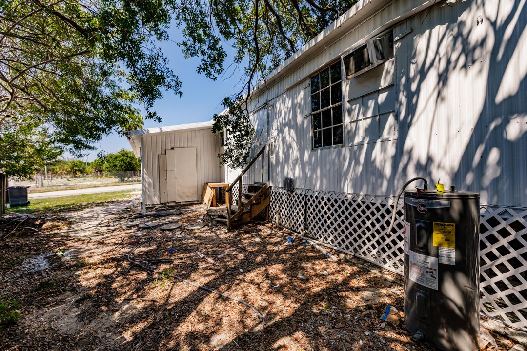 Active With Contract: $189,999 (3 beds, 2 baths, 938 Square Feet)