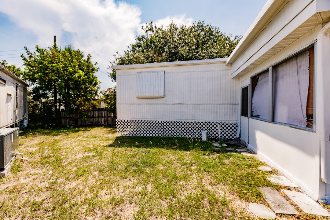 Active With Contract: $189,999 (3 beds, 2 baths, 938 Square Feet)