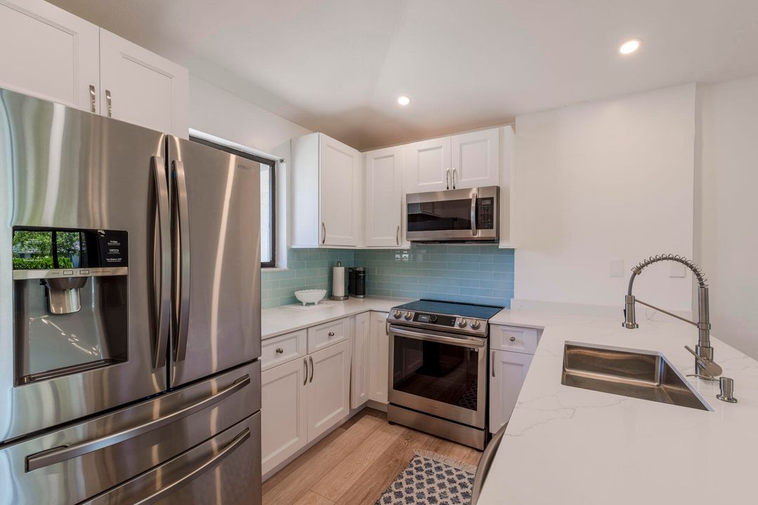 For Sale: $509,900 (2 beds, 2 baths, 1135 Square Feet)