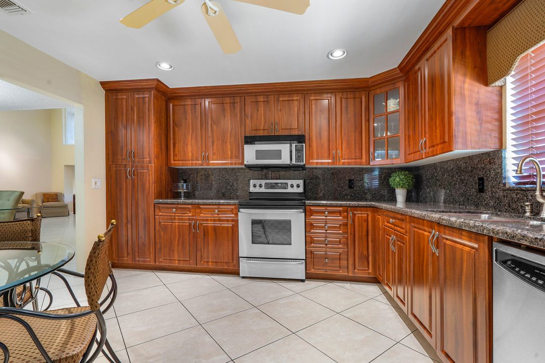 Active With Contract: $479,000 (3 beds, 2 baths, 1986 Square Feet)