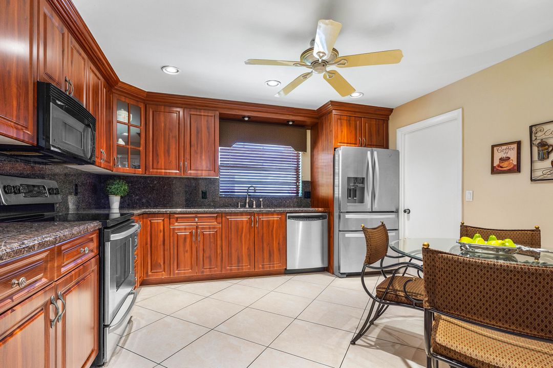 Active With Contract: $479,000 (3 beds, 2 baths, 1986 Square Feet)