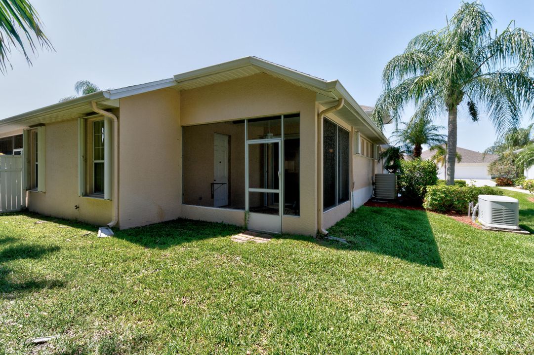 For Sale: $340,000 (3 beds, 2 baths, 1645 Square Feet)