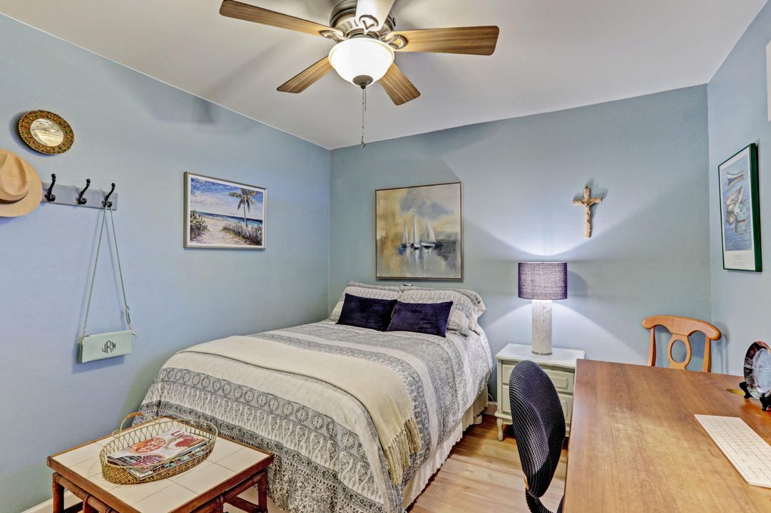 For Sale: $295,900 (2 beds, 2 baths, 1158 Square Feet)