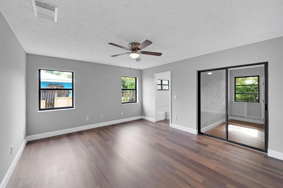 Active With Contract: $2,600 (3 beds, 2 baths, 1574 Square Feet)