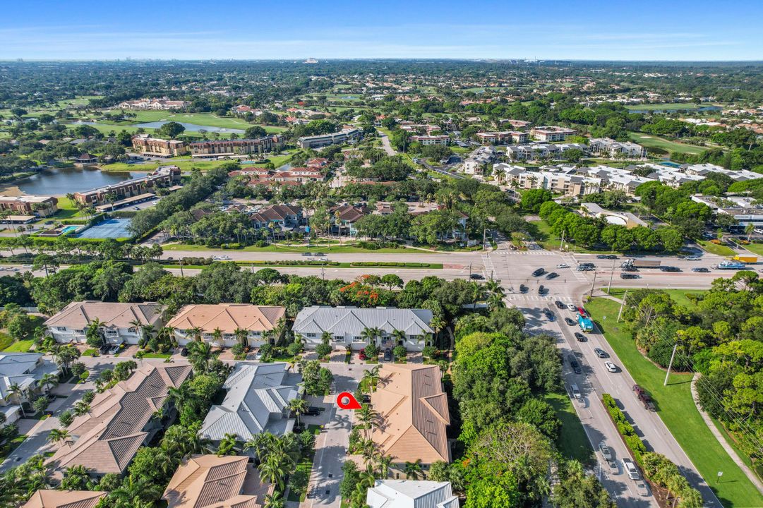 For Sale: $669,000 (3 beds, 2 baths, 2138 Square Feet)