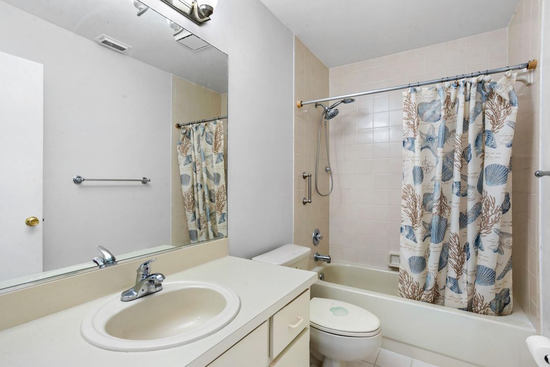 For Sale: $310,000 (2 beds, 2 baths, 1299 Square Feet)