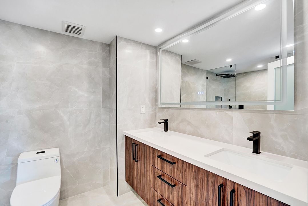 For Sale: $1,695,000 (3 beds, 2 baths, 2316 Square Feet)