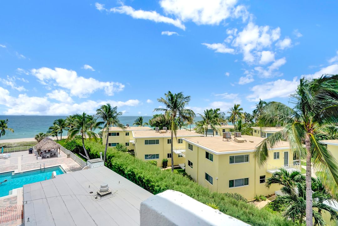 For Sale: $1,695,000 (3 beds, 2 baths, 2316 Square Feet)