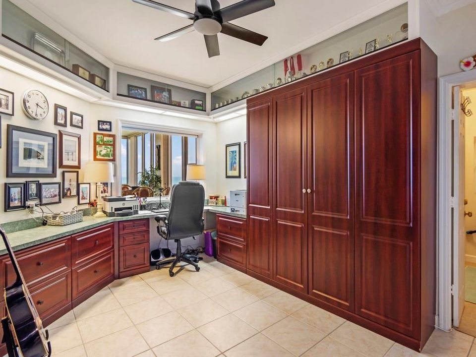 For Sale: $1,500,000 (3 beds, 4 baths, 2620 Square Feet)