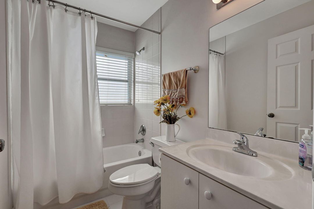 For Sale: $450,000 (3 beds, 2 baths, 1772 Square Feet)