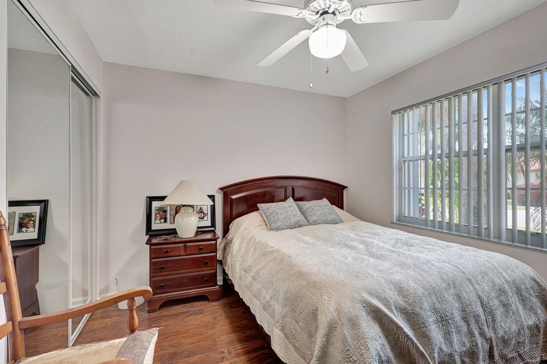 For Sale: $450,000 (3 beds, 2 baths, 1772 Square Feet)