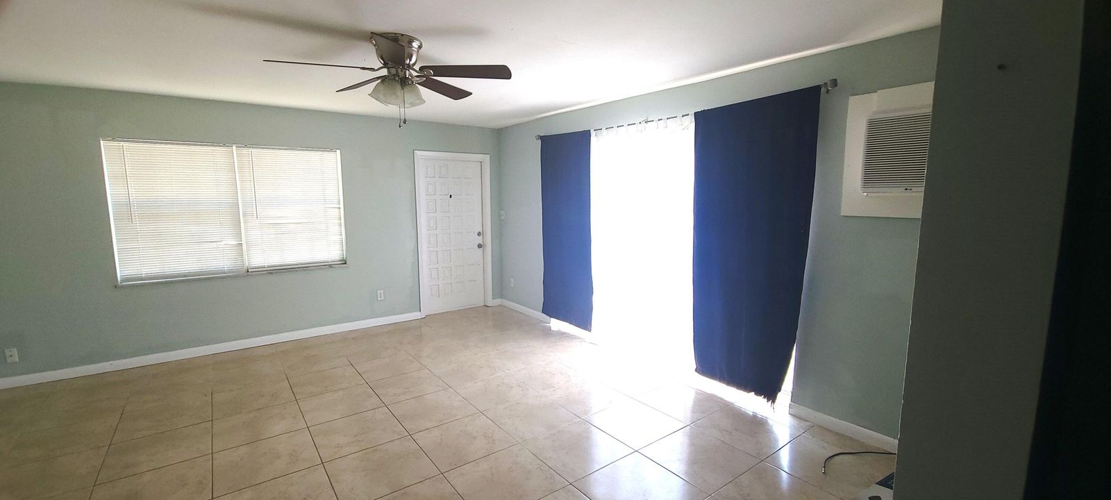 For Rent: $1,600 (2 beds, 1 baths, 780 Square Feet)