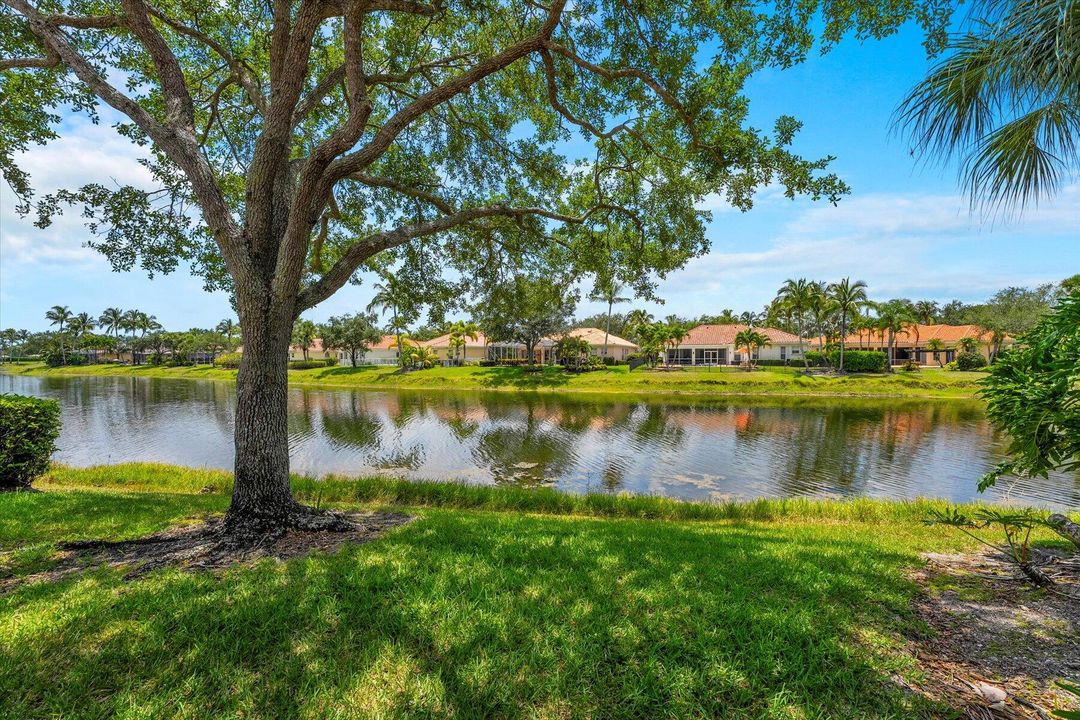 For Sale: $649,000 (3 beds, 2 baths, 2001 Square Feet)