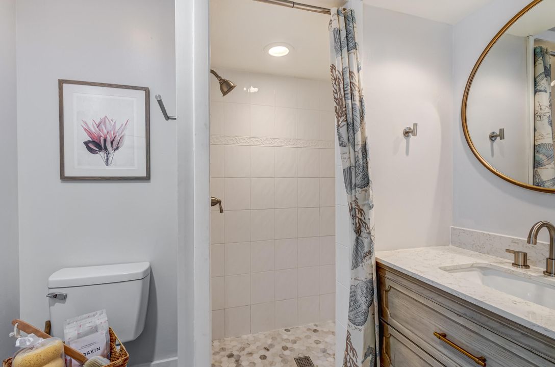 Active With Contract: $799,000 (4 beds, 2 baths, 1904 Square Feet)