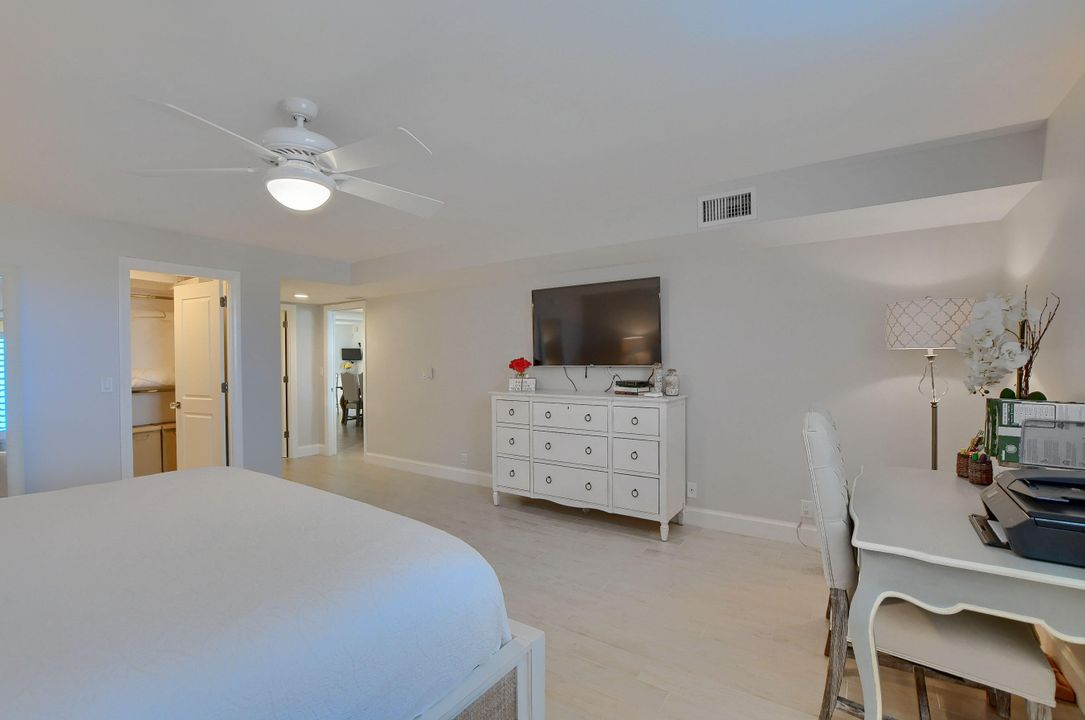 Active With Contract: $10,000 (3 beds, 2 baths, 2138 Square Feet)