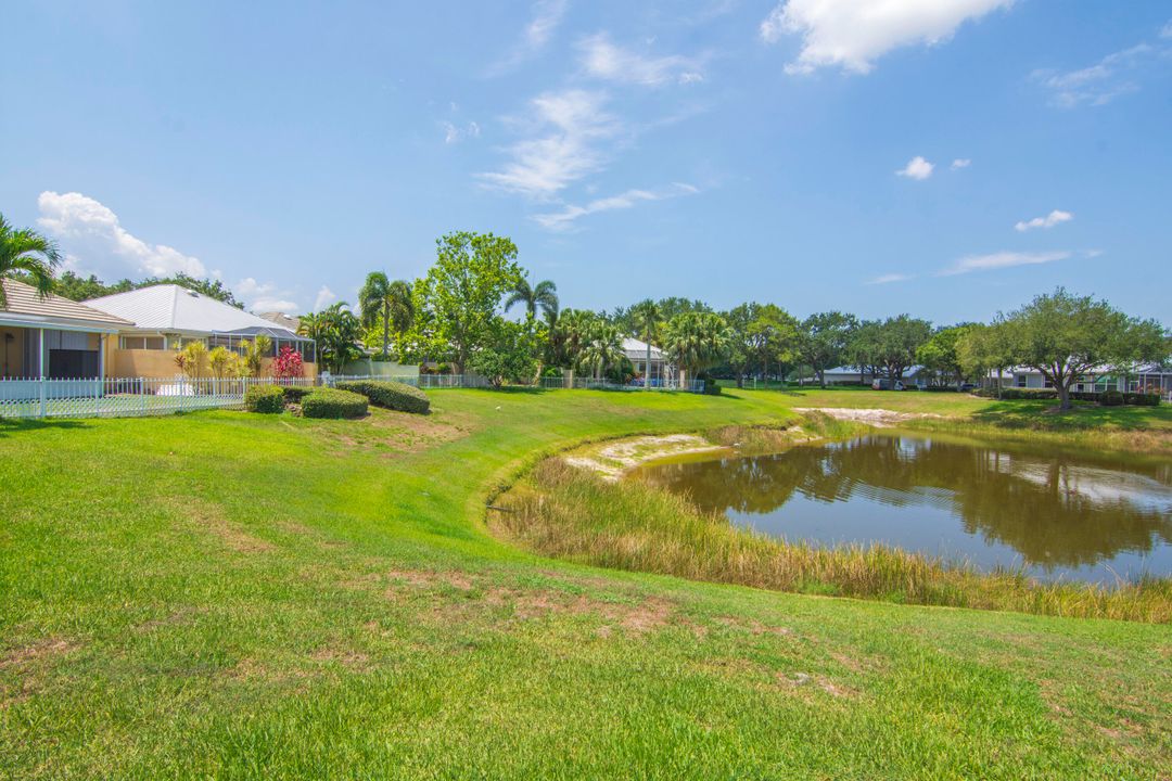 For Sale: $539,000 (3 beds, 2 baths, 1952 Square Feet)