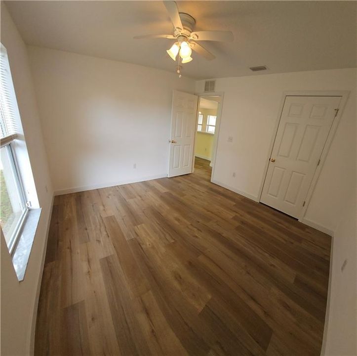 For Rent: $2,400 (3 beds, 2 baths, 1518 Square Feet)