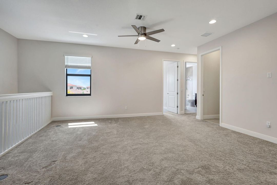 Active With Contract: $3,500 (3 beds, 2 baths, 1919 Square Feet)