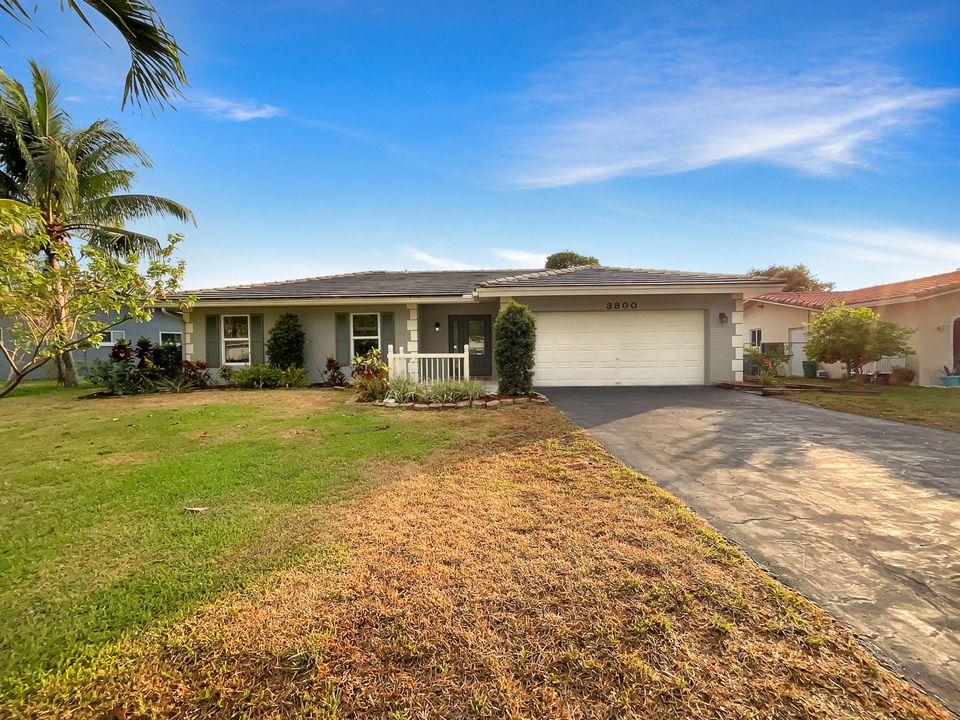 For Sale: $593,000 (3 beds, 2 baths, 1857 Square Feet)