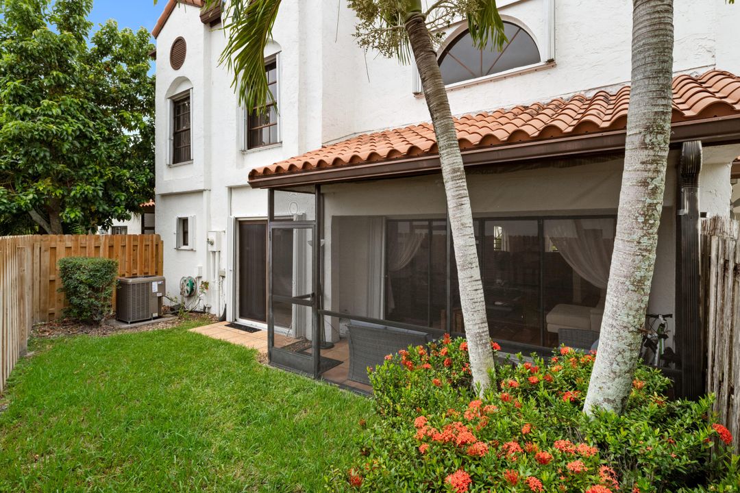 Active With Contract: $6,800 (3 beds, 2 baths, 2026 Square Feet)