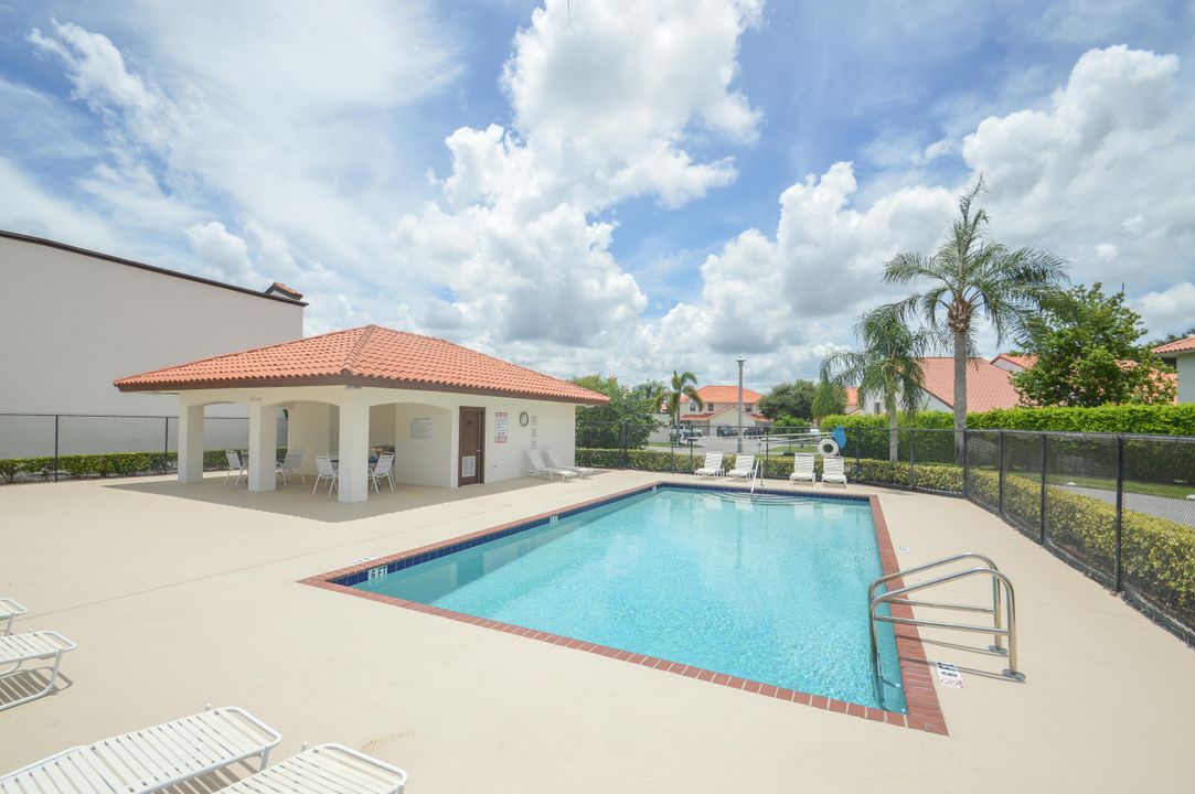 Active With Contract: $6,800 (3 beds, 2 baths, 2026 Square Feet)