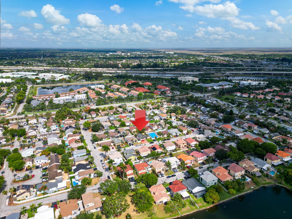 Active With Contract: $650,000 (4 beds, 3 baths, 1821 Square Feet)