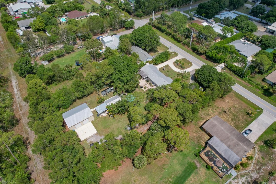 For Sale: $485,000 (3 beds, 2 baths, 1939 Square Feet)