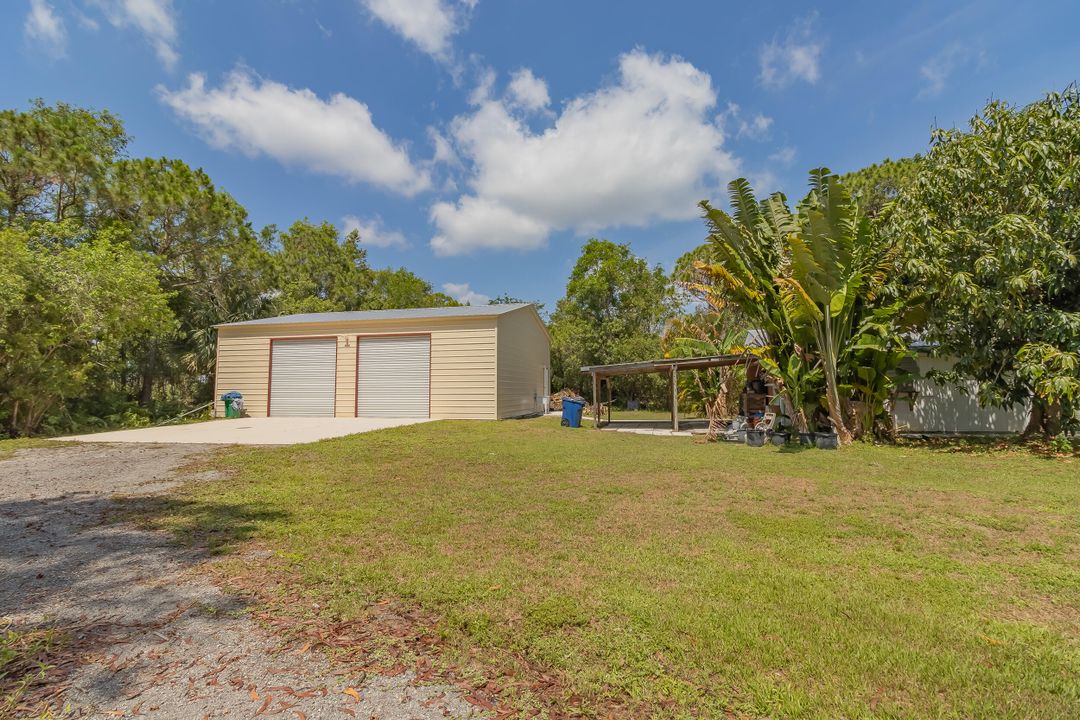 For Sale: $485,000 (3 beds, 2 baths, 1939 Square Feet)