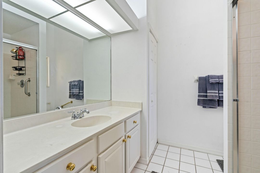 For Sale: $341,500 (3 beds, 3 baths, 1325 Square Feet)