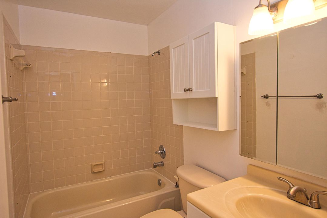 Active With Contract: $2,500 (3 beds, 2 baths, 1347 Square Feet)